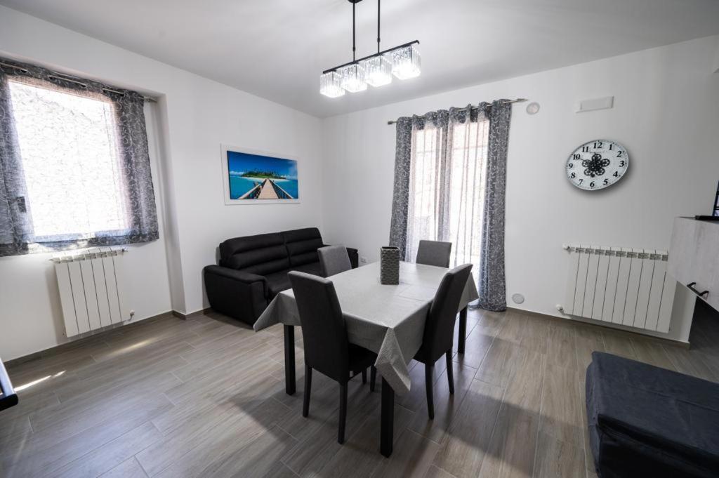 Ava Vacation Home Borgetto Buitenkant foto
